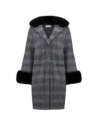 JOSEPH RIBKOFF | Cappotto
Marke: JOSEPH RIBKOFF
Colore: nero
Categorie: Moda,Donna

Lunghezza manica: Manica lunga
Materiale: Pelliccia sintetica,Nylon
Forma del colletto: Collo a rever
Motivo: A quadri
Vestibilità (capispalla): Regular
Stile: Glamour
Dettagli: Tasche a | 